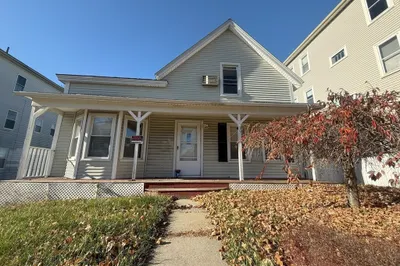 37 Plantation St