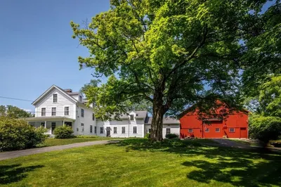 796 Greenwich Rd