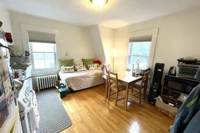 16 Shepard St #4