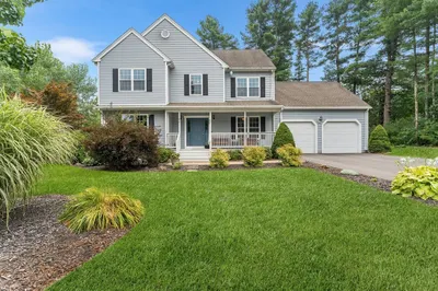 58 Stonehedge Rd 1