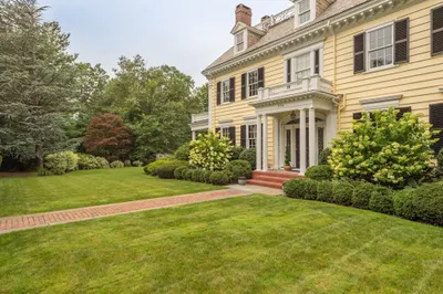 355 Buckminster Road 1