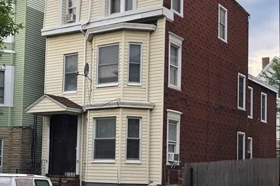 212 Lexington Street #2