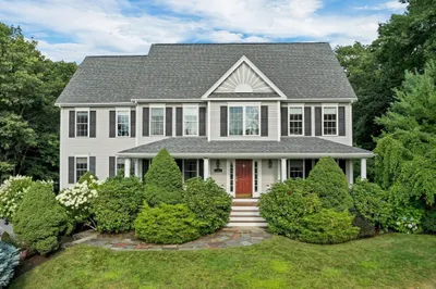 8 Hemlock Lane 1