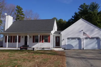 172 Mendon St 1