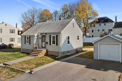 20 Marion Ave 1