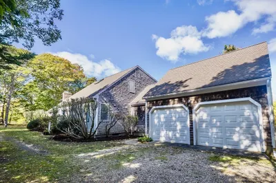 7 Brick Hill Rd 1