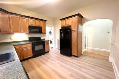 11 Jenison St #1 1