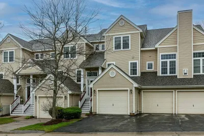 90 Lordvale Blvd #90 1