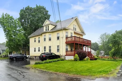 318 Summer St 1