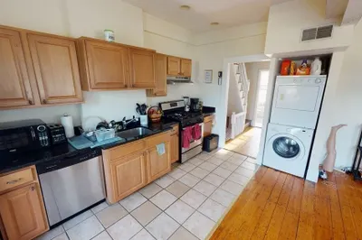 16-22 Reedsdale St #18