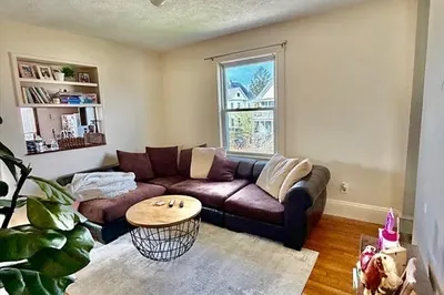 82 Verchild Street #4 1