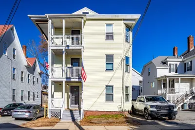 49 Richmond St 1
