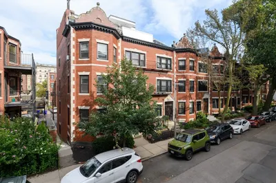 132 St. Mary's St 1