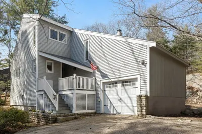 111 Old Essex Rd 1