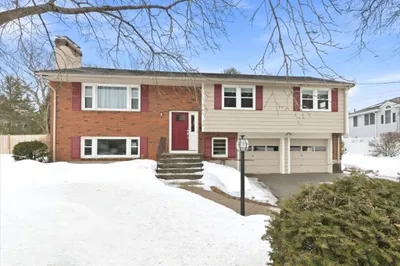 36 Eliot Rd 1