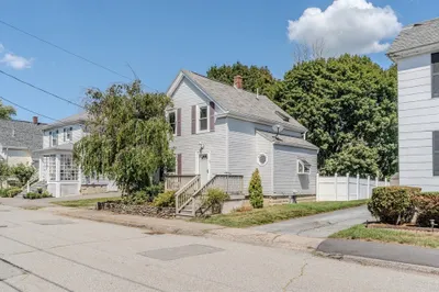 26 Elmwood Avenue