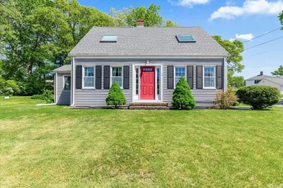 4 Maplewood Avenue 1
