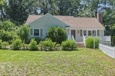 7 Openfield Road 1