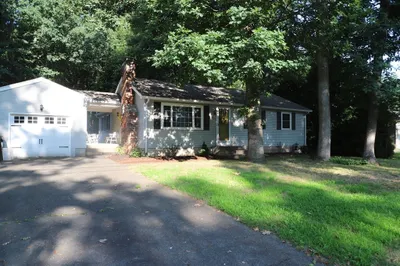 134 Peekskill Ave
