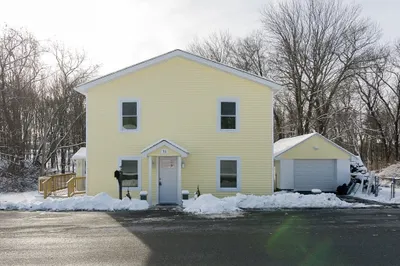 11 Williams St 1
