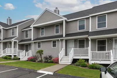 31 Sycamore Dr #31 1
