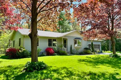 8 Kimberly Ln 1