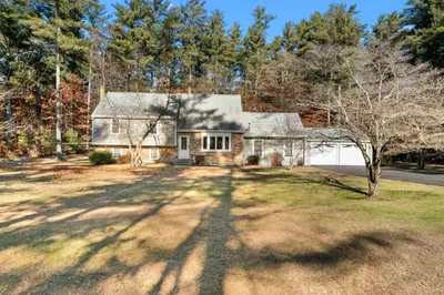 2 Woodview Dr 1