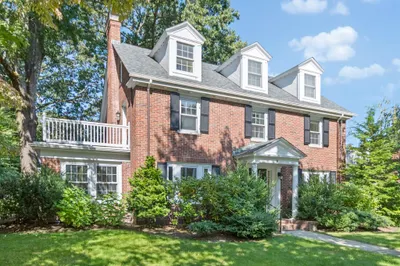 9 Larch Road