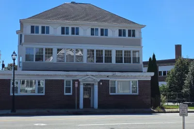 552 Main Street #5 1