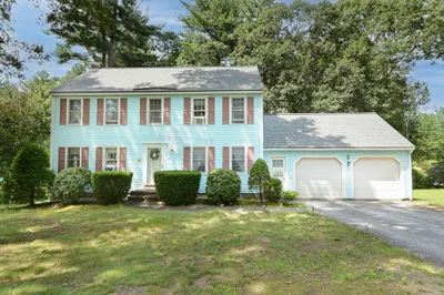 28 Ernies Drive 1