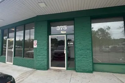 375 Walnut St Extension 1