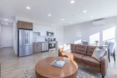 319 Broadway #503 1