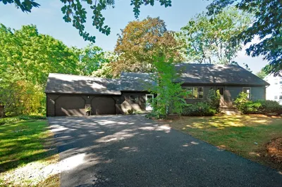 33 Monsen Road 1