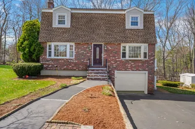 10 Blackhorse Lane