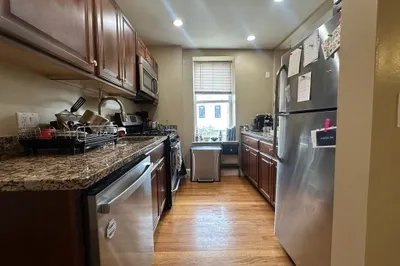 28 Chelsea St #2