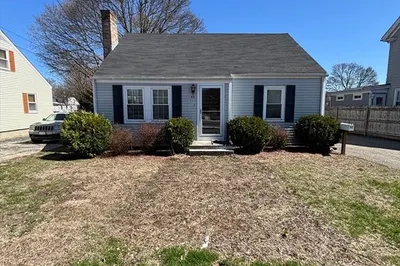 52 Willow St 1