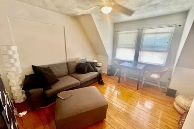 70 Roseland #3