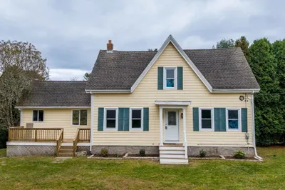 599 Quanapoag Rd 1