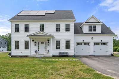 58 Field Pond Rd 1