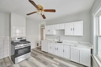 10 Lafield St #3