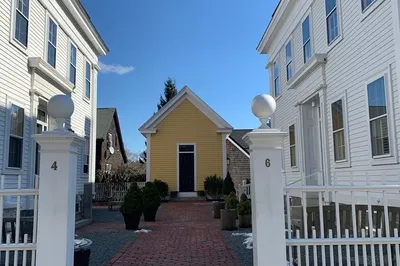 4 Church Row #c