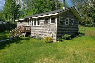 101 Friar Tuck Dr 1