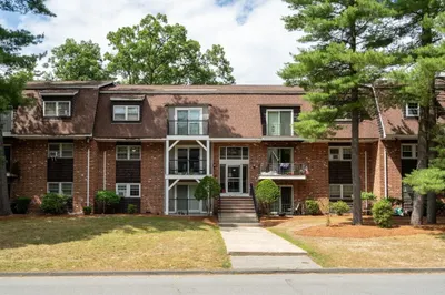 81 ForD Street #D