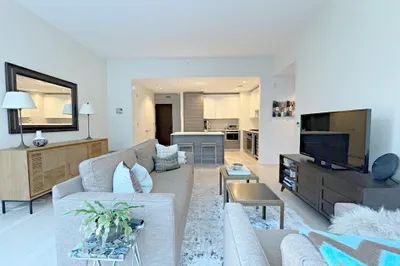 1 Franklin St #1012