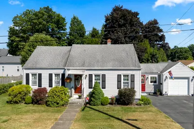 3 Salem St 1
