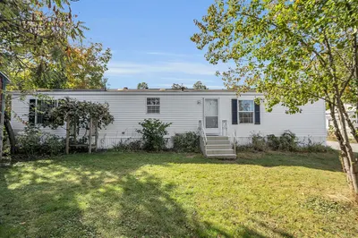 18 Maple Street #52