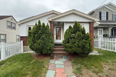 300 Mountain Ave #1 1