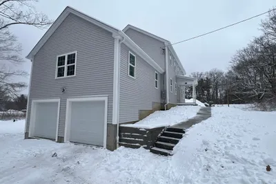 43 Emerald Rd 1