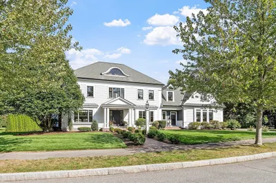 3 Wisteria Ln 1