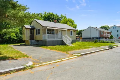 37 Bent Ave 1
